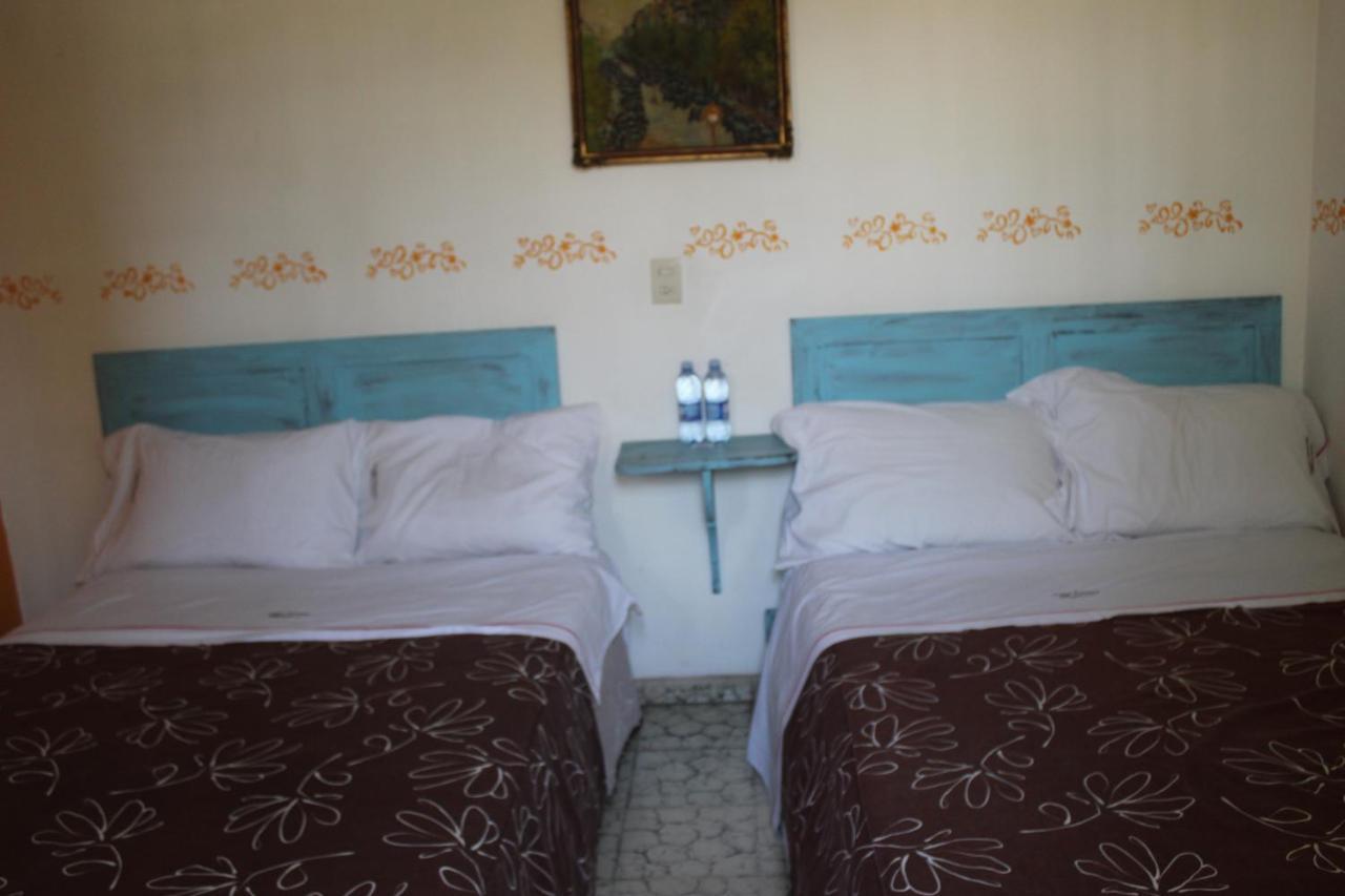 Hotel Posada Chamacuero Comonfort Esterno foto