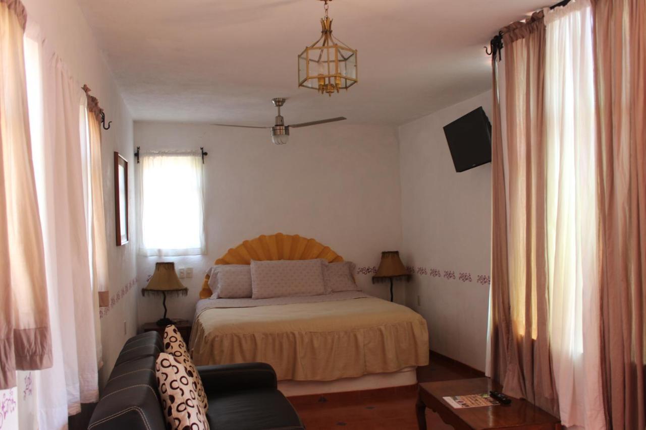 Hotel Posada Chamacuero Comonfort Esterno foto