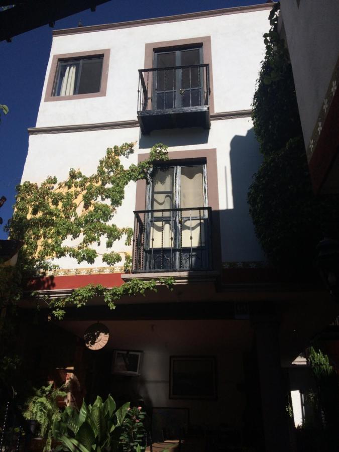 Hotel Posada Chamacuero Comonfort Esterno foto